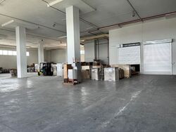 Gul Circle (D22), Warehouse #475688301